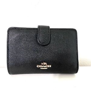Coach Black Corner Zip Wallet Size Medium